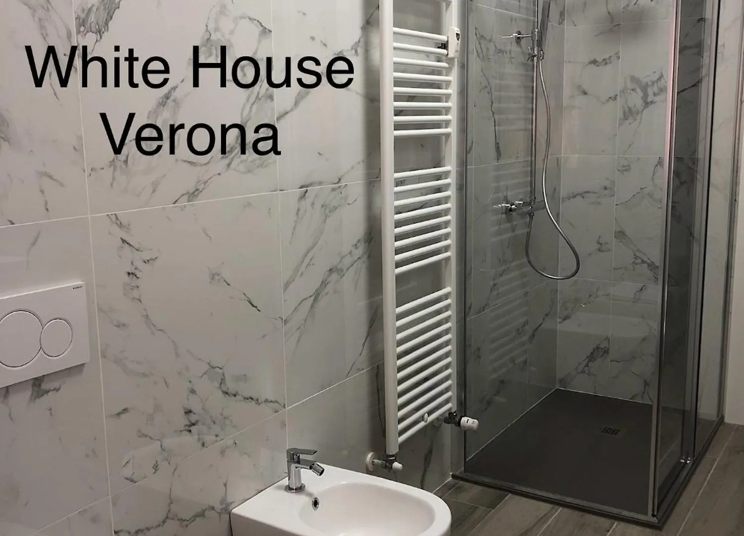 White House Daire Verona İtalya